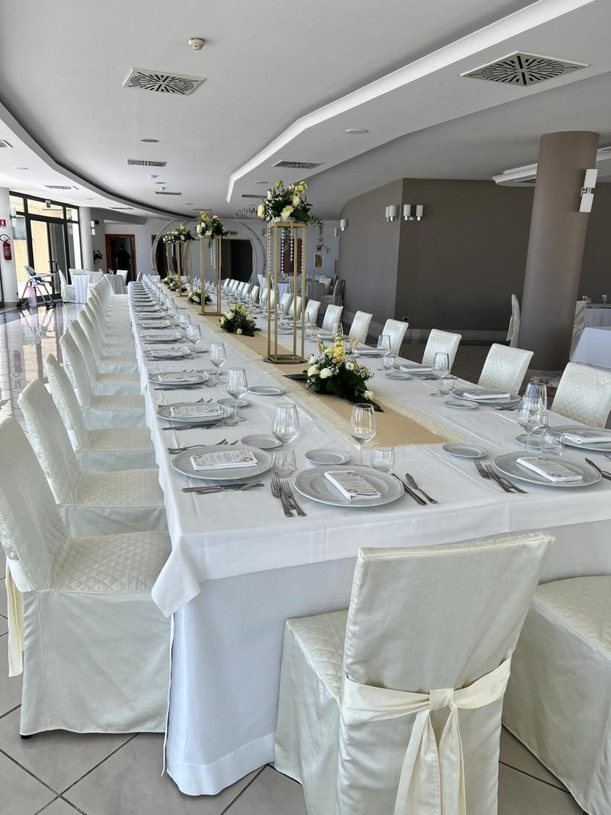 Park Mirabeau 4*